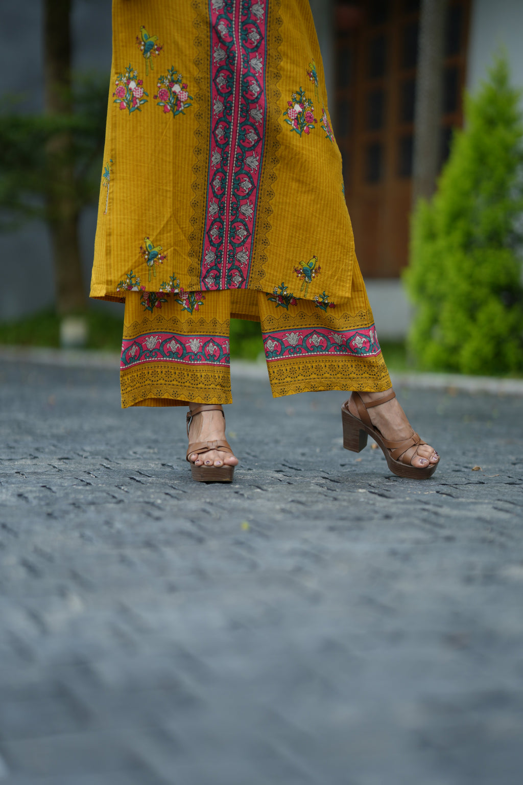 EDEN FLORAL COTTON SUIT SET (MUSTARD)