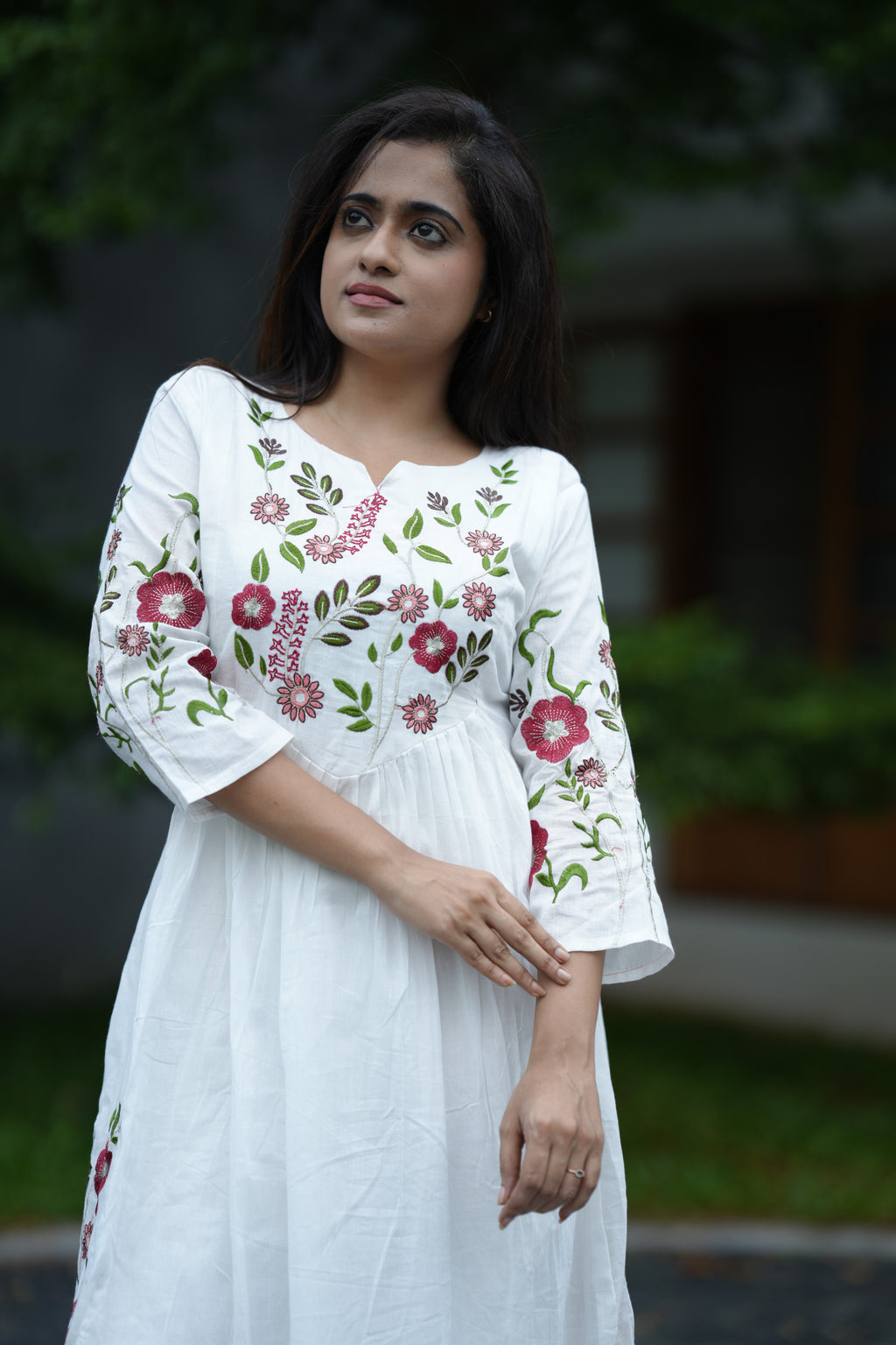 MIRA EMBROIDERED MUL COTTON SUIT SET (WHITE)