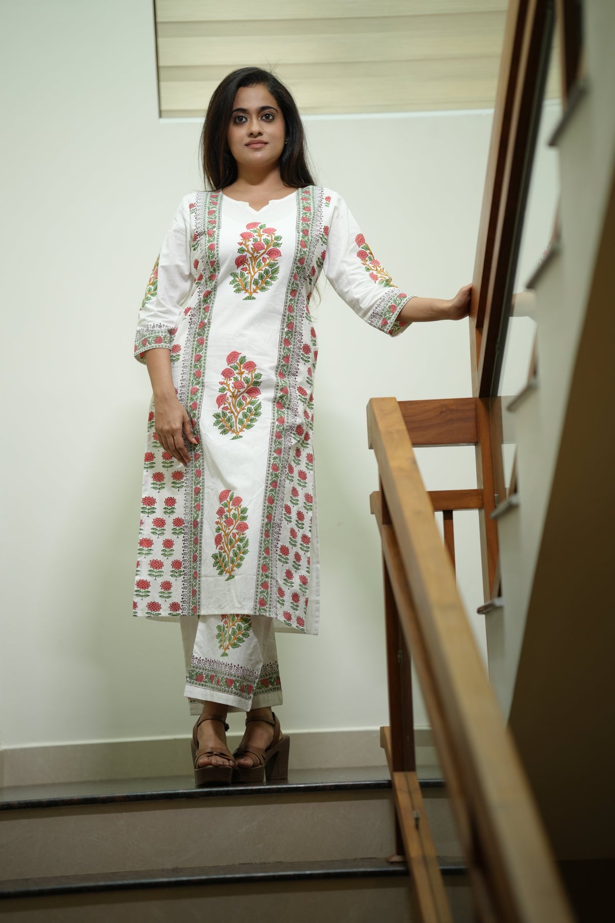 IRIS HANDBLOCK KURTA SET (WHITE)