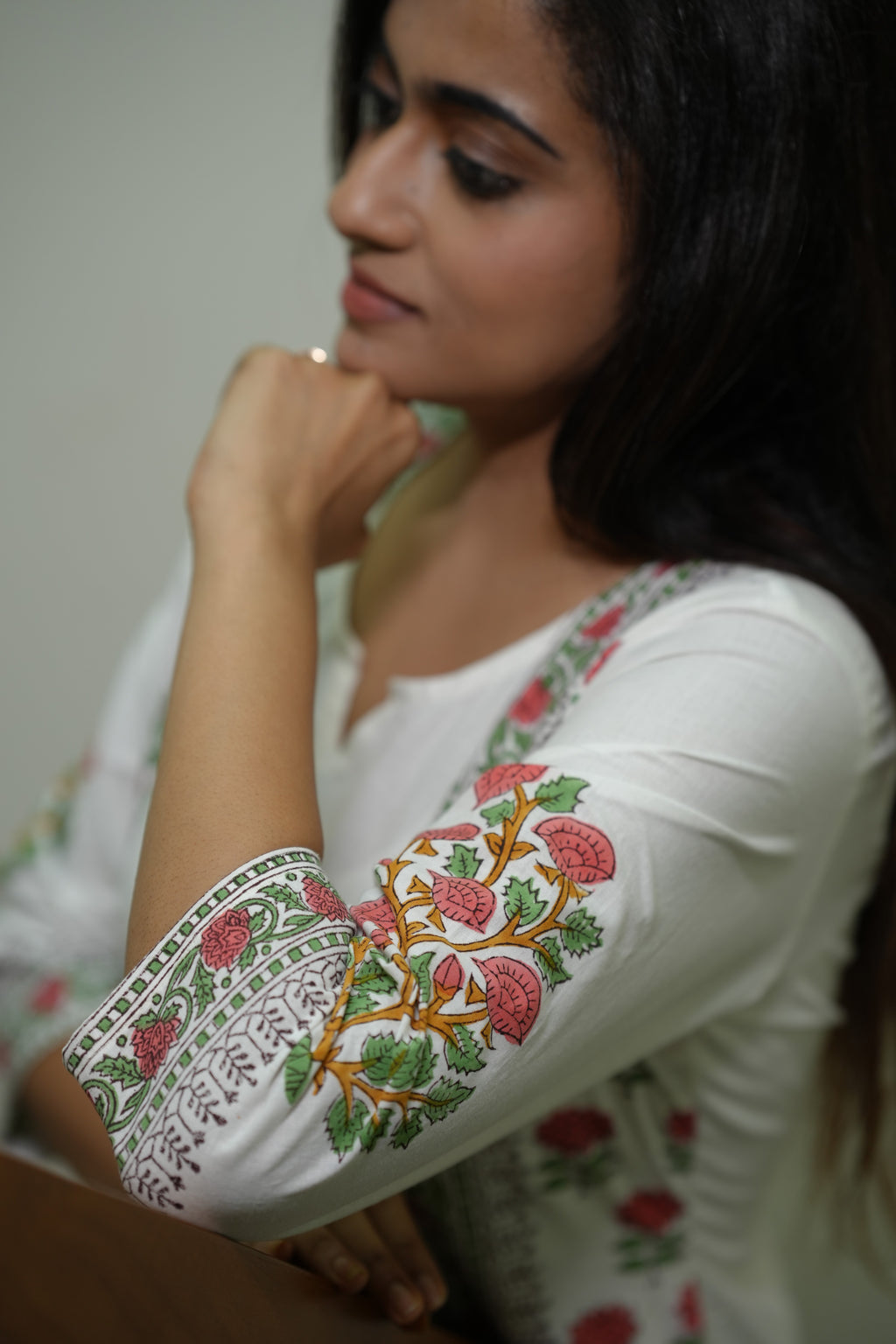 IRIS HANDBLOCK KURTA SET (WHITE)