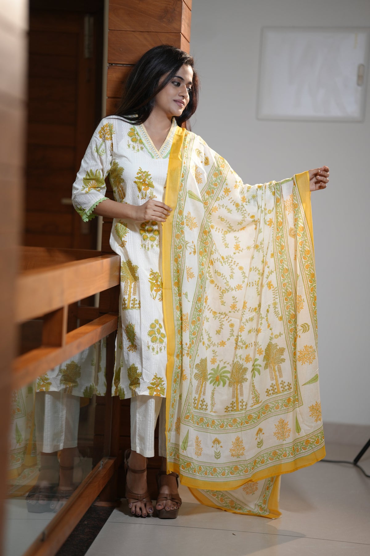 PALM BOTANICA COTTON SUIT SET (IVORY)