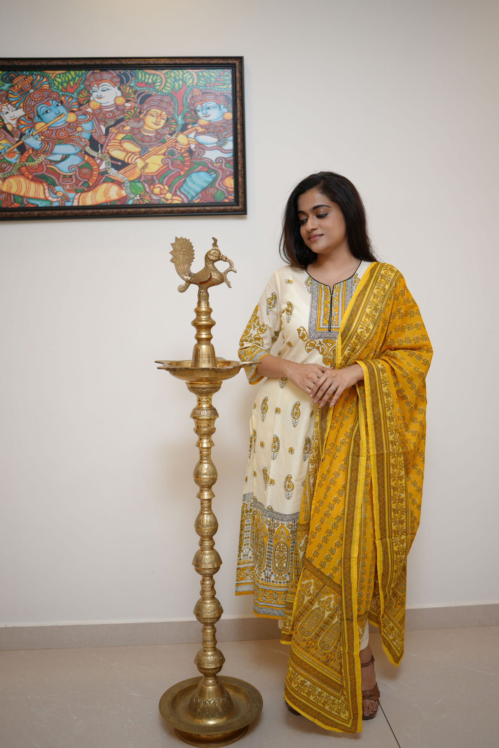 AMBER PAISLEY COTTON SUIT SET (IVORY)