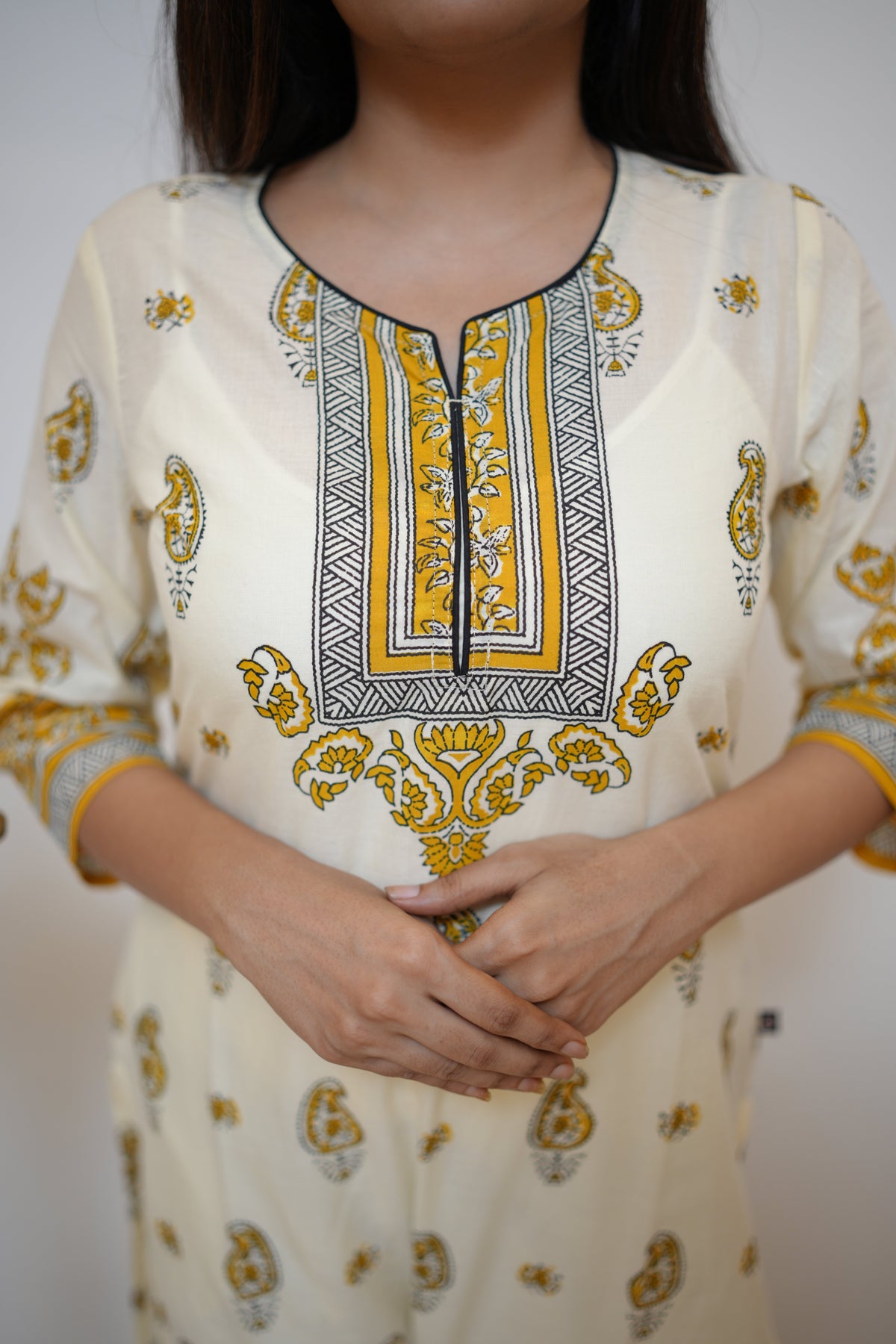 AMBER PAISLEY COTTON SUIT SET (IVORY)