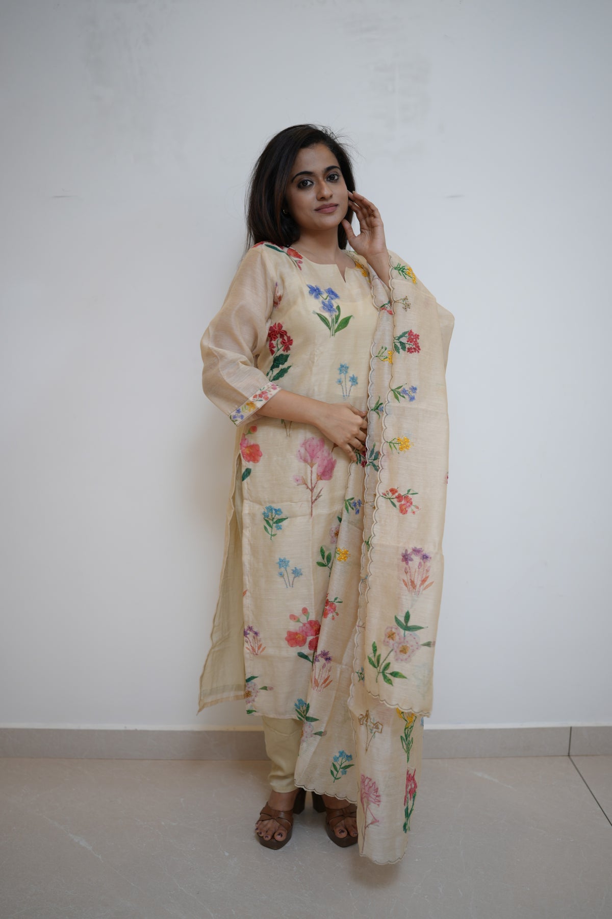 LINA KANTHA SUIT SET (BEIGE)