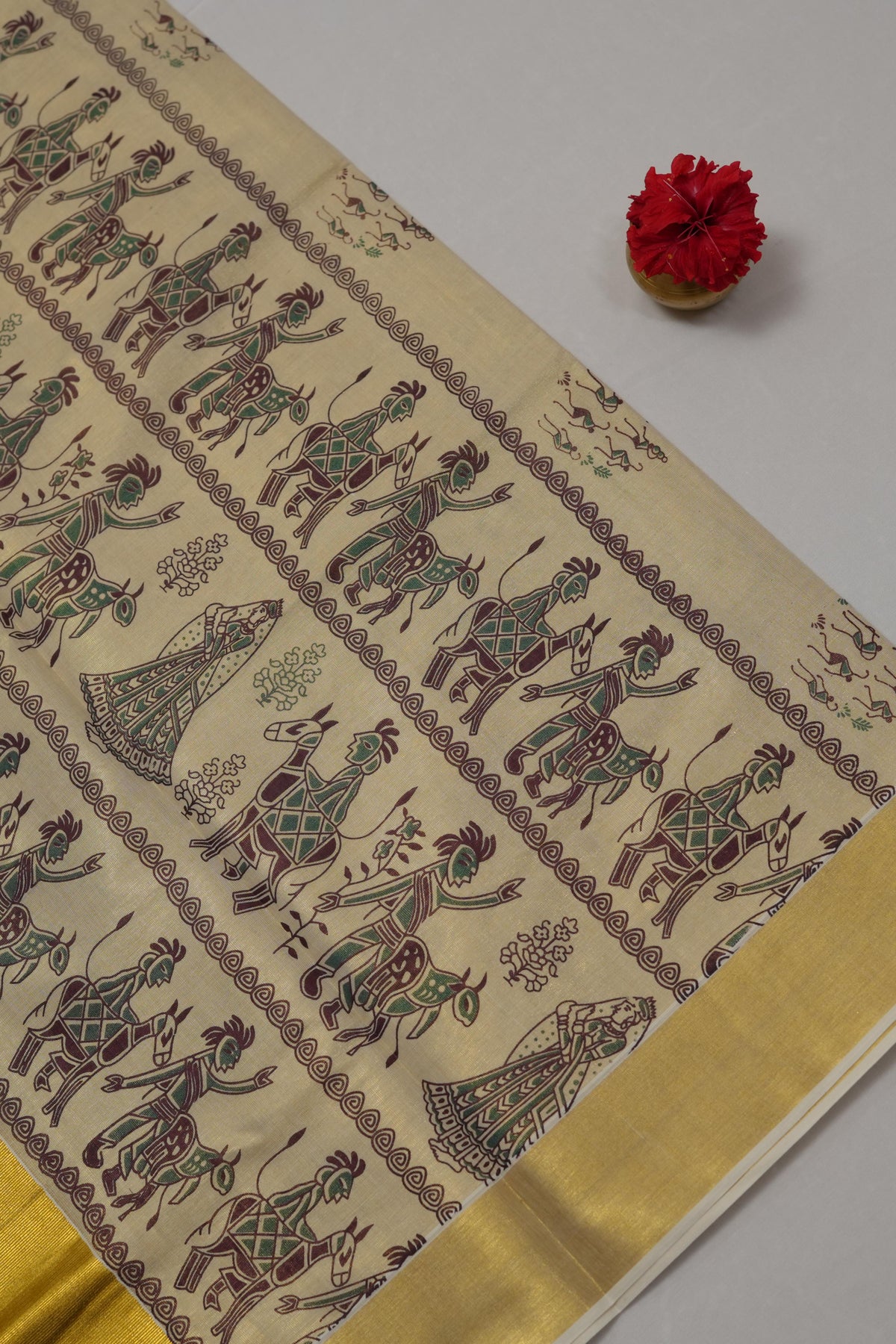 GOLD TISSUE TRIBAL MOTIF PRINT KERALA SET SAREE